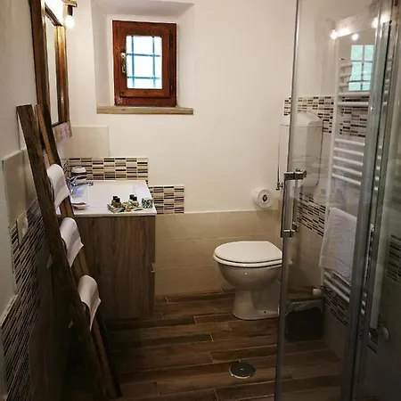 Cascina Gretaio, Dimora Tipica